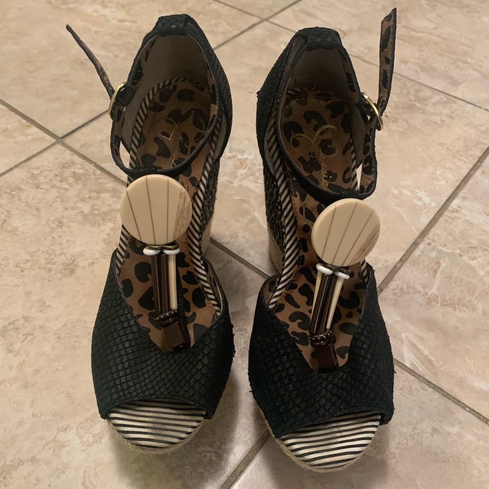 Jessica Simpson Wedges